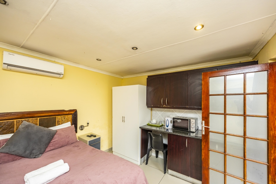 7 Bedroom Property for Sale in Selborne Eastern Cape